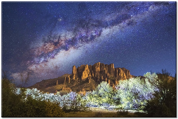 Tablou: Calea Lactee deasupra munților Superstition Arizona